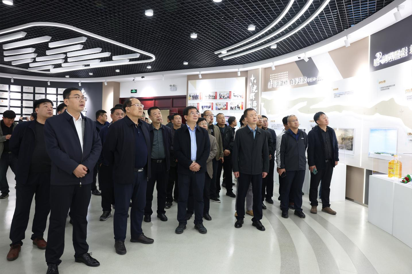 河北省农业农村厅考察团来山东w66国际·利来最给力的老牌集团考察