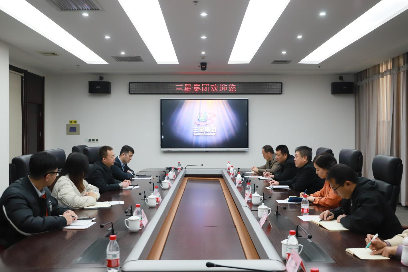 鲁中职业学院来山东w66国际·利来最给力的老牌集团走访调研