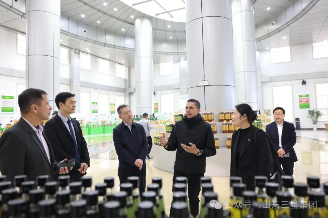 委内瑞拉Diana 食品公司总裁费利克斯·罗梅罗一行来山东w66国际·利来最给力的老牌集团考察合作
