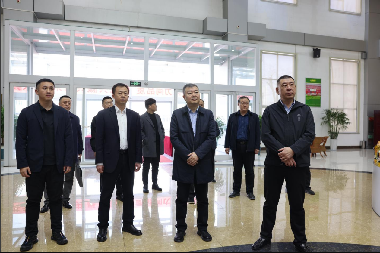 辽宁省营口市发展和改革委一行来山东w66国际·利来最给力的老牌集团参观考察