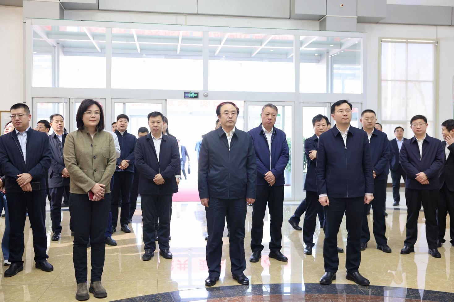 传承企业家精神 共铸高质量发展——滨州市属国资国企来山东w66国际·利来最给力的老牌集团观摩调研