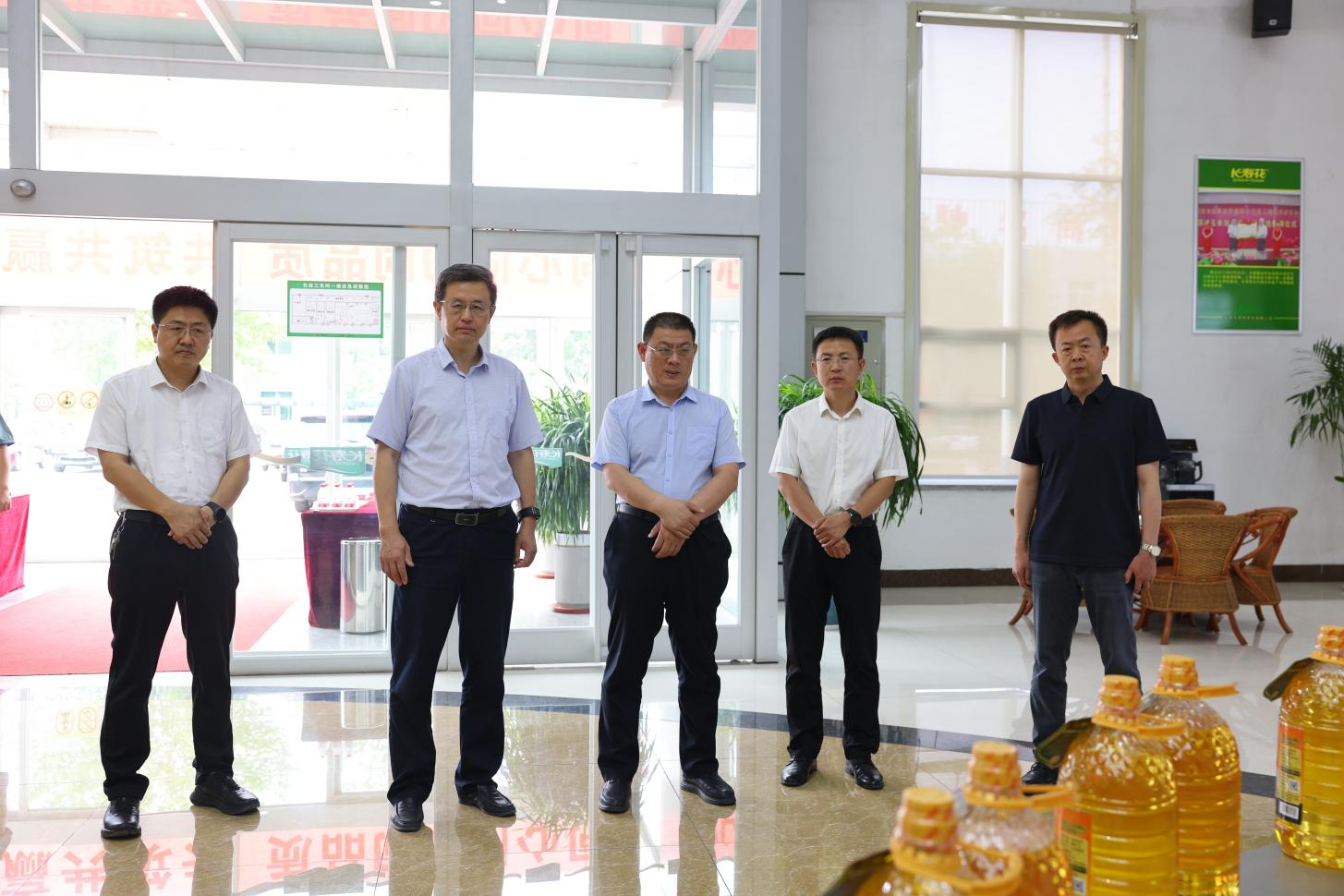 滨州市工信局党组副书记、二级调研员厉明来山东w66国际·利来最给力的老牌集团调研