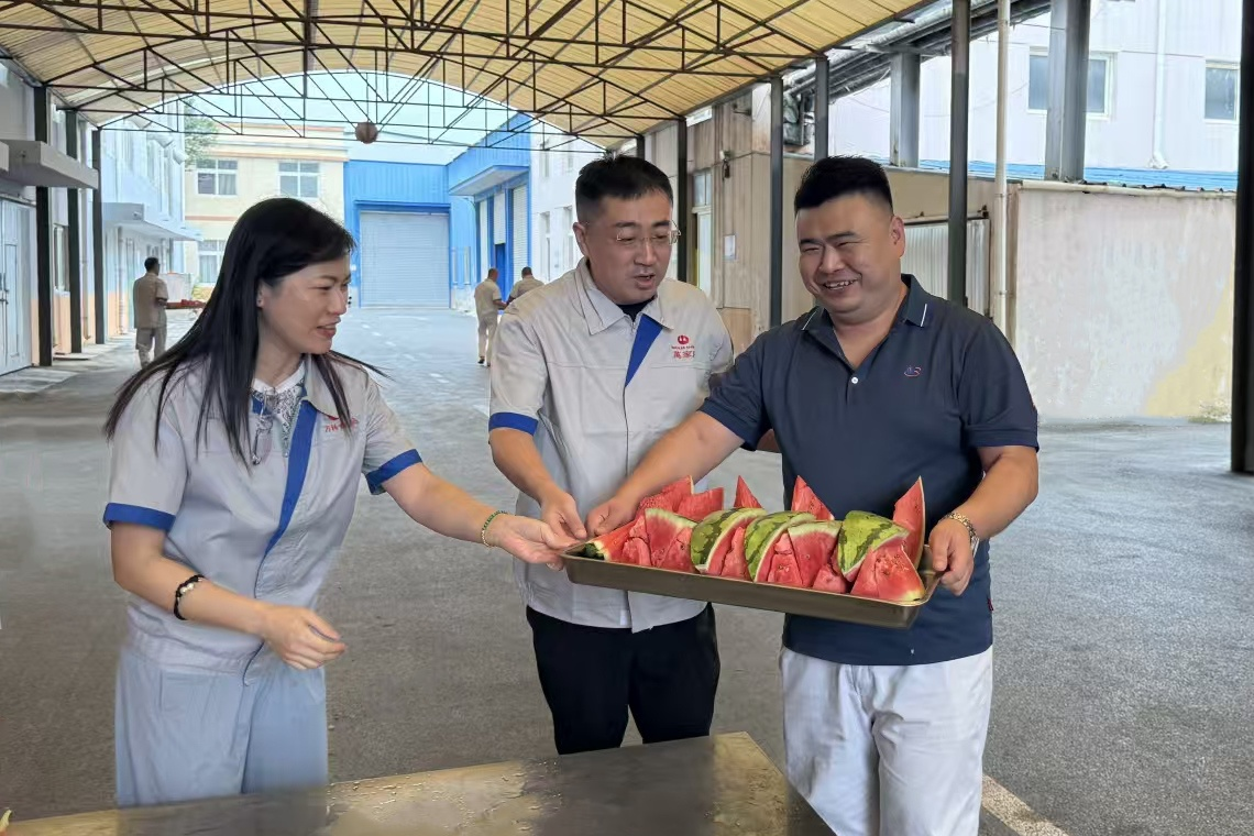 烟台公司开展“关爱员工 夏送清凉”活动